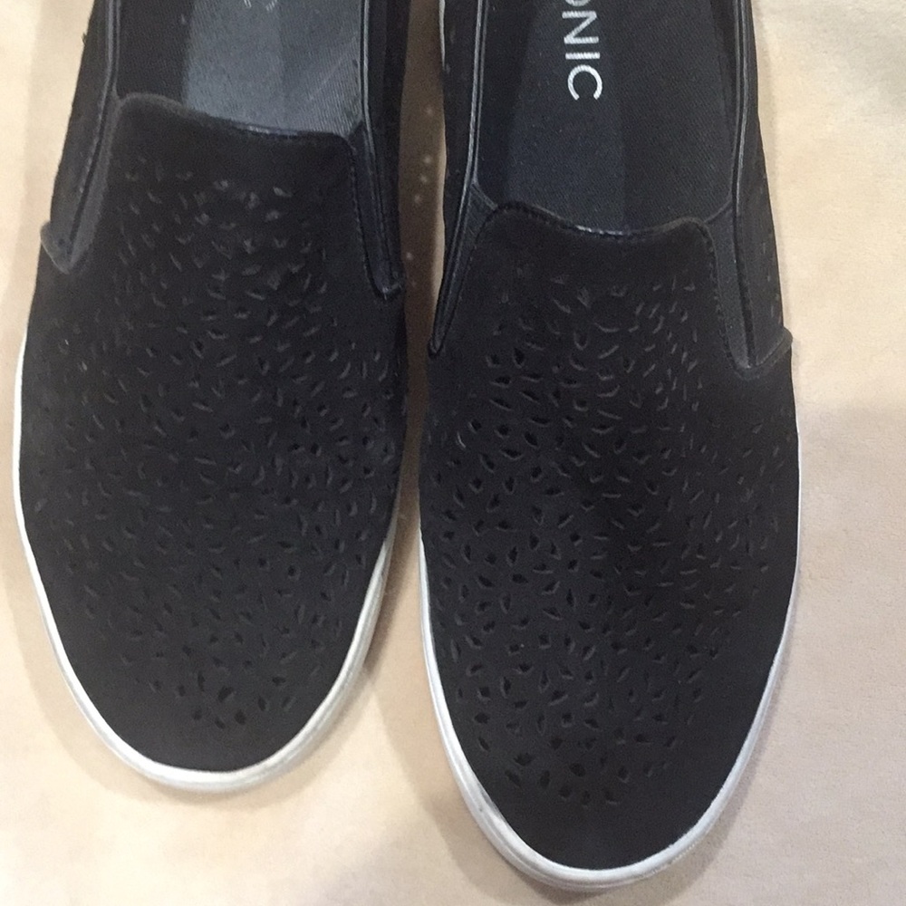 Black eyelet slide ons